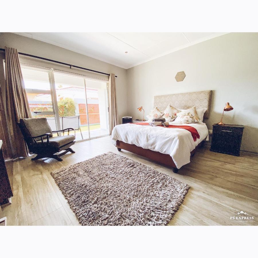 The Urban Hotel Mossel Bay Exterior photo